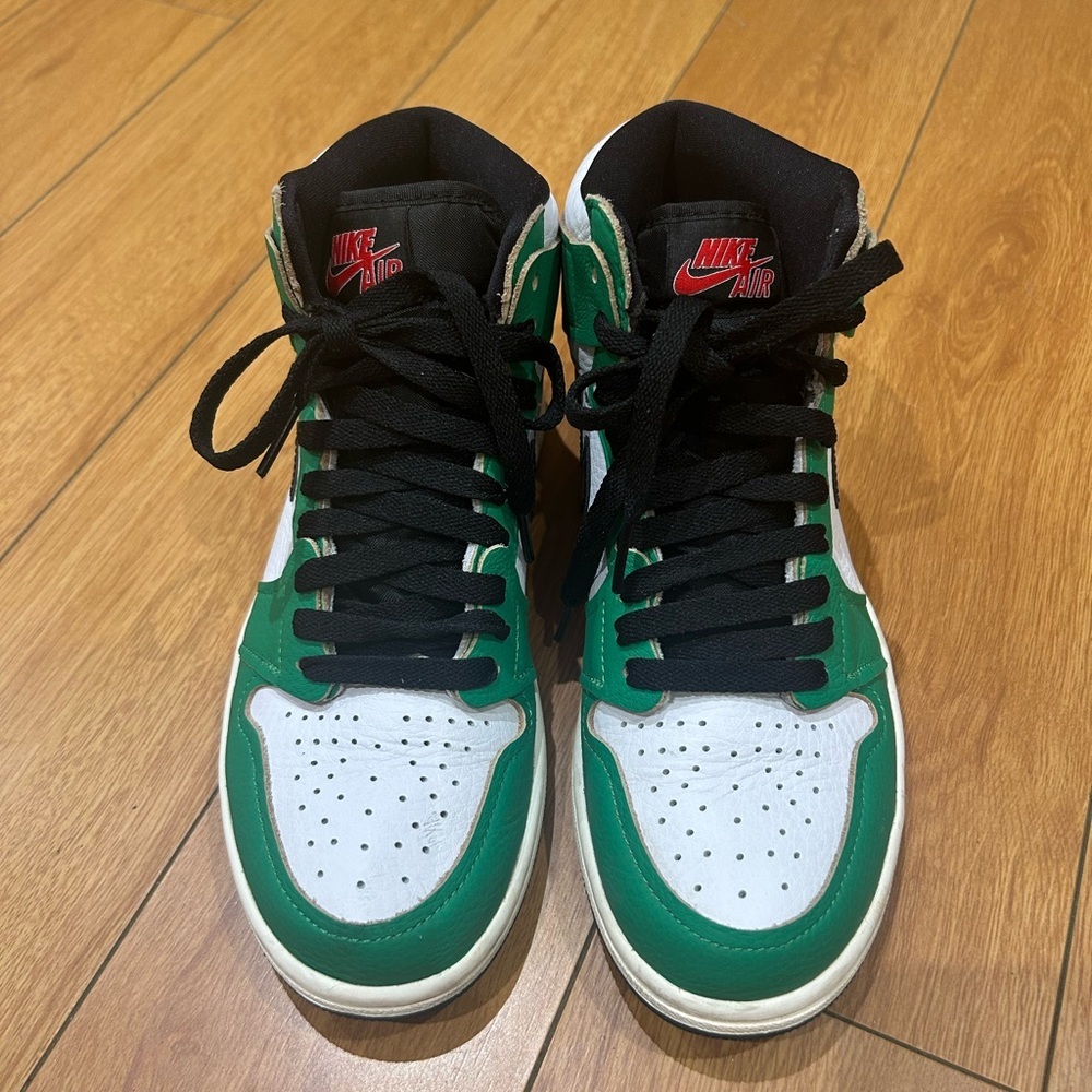 Air Jordan 1 Retro High OG “Lucky Green”​